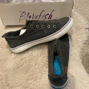 NWT Blowfish slip on sneakers
